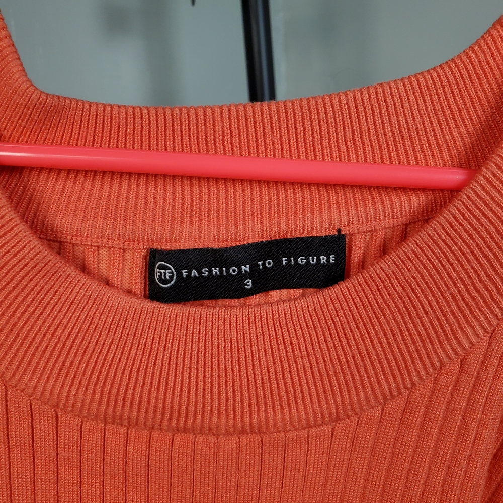 Sleeveless Ribbed Top - Picture 2 of 5